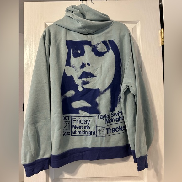 Taylor Swift Blue Graphic Hoodie - Picture 1 of 3